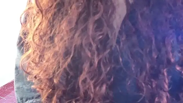 sara_sharma_'s cam snapshot