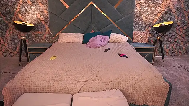 PleasureWeCouple's cam snapshot