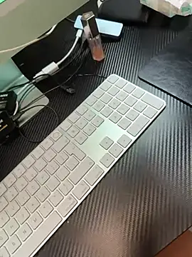 SophieRoouse's cam snapshot