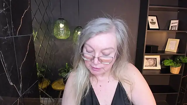 NataliMellow's cam snapshot