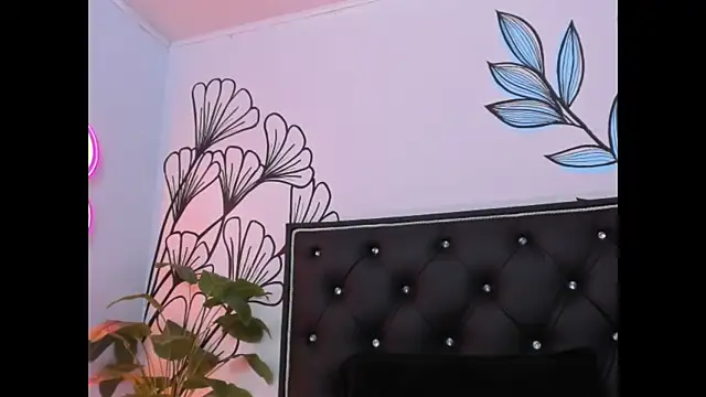 Sweet_Ariadna_'s cam snapshot