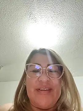 AlexxiaaMat live sex cam