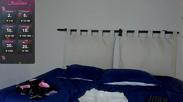 ella__olmos live sex cam