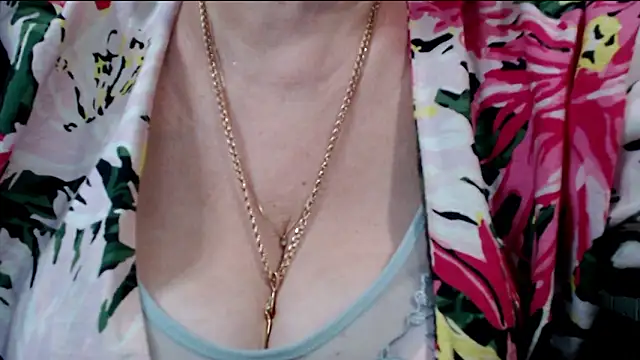 JoannaAndNeighbour's cam snapshot