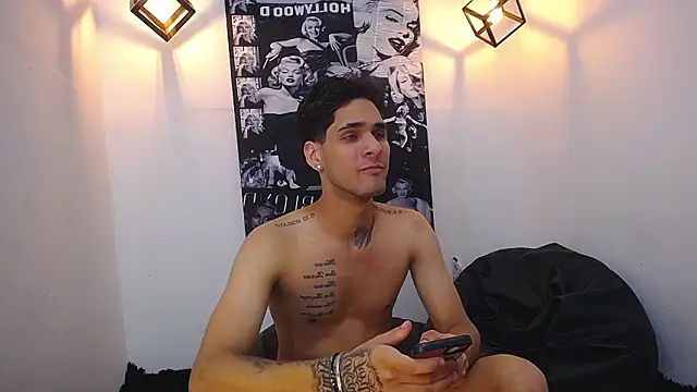 MarvinandtheBbys live sex cam