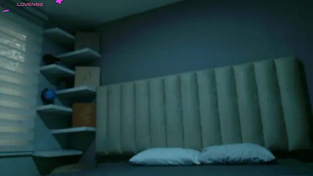 Megan_mooree_'s cam snapshot