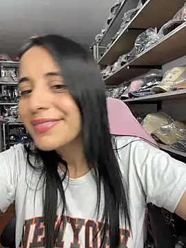 GiaDuque's cam snapshot