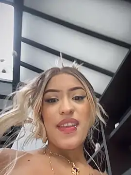 MystiqueXXX's cam snapshot