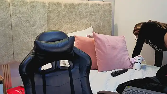 nami_sweet_'s cam snapshot