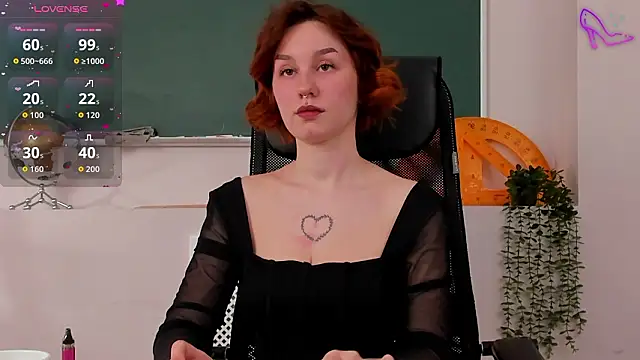 ClaireMathis's cam snapshot