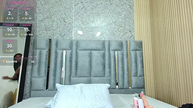 veronicaroose_'s cam snapshot