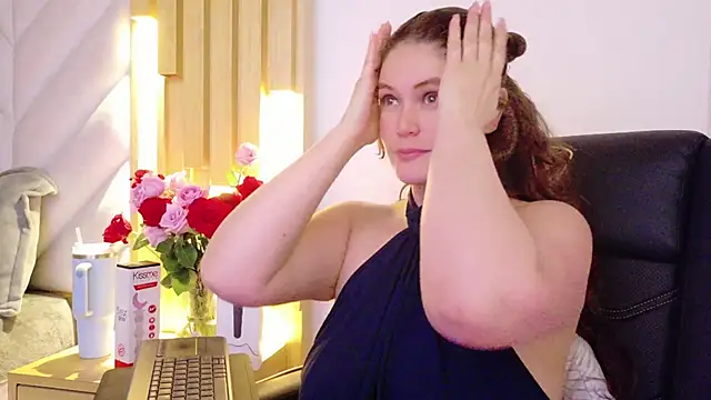 Anaise_latif's cam snapshot