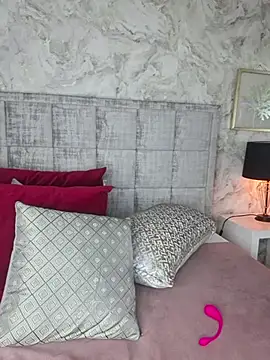 ashleythompson2025's cam snapshot