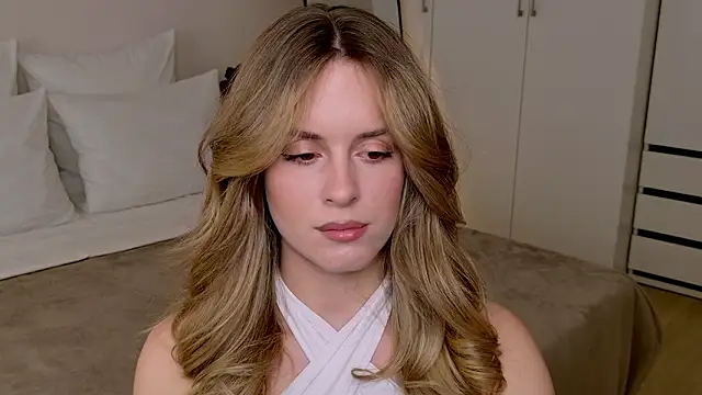 RozzitaBedberry live sex cam