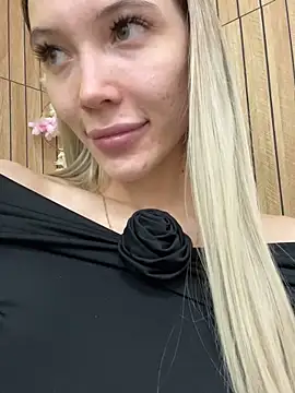 -HollyWay-'s cam snapshot