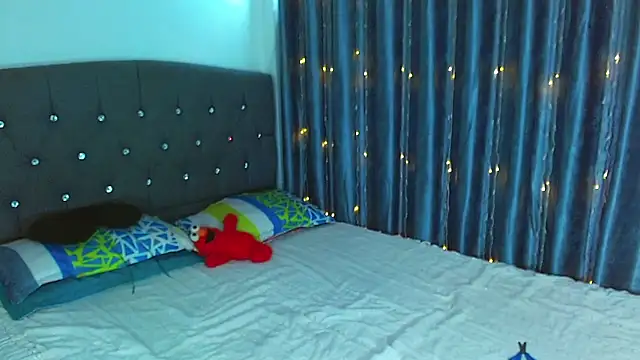 Kenisha_Sweet live sex cam