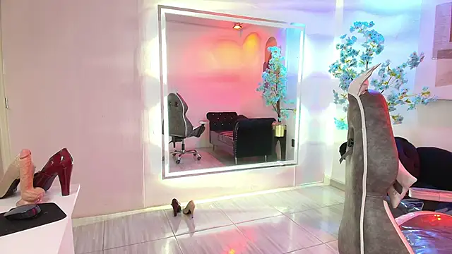 Madame_scarlett's cam snapshot