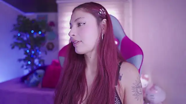 Rebecah_1's cam snapshot