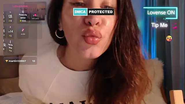 Sensual-Adeline's cam snapshot