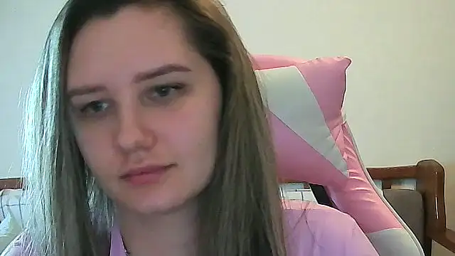 Caymira's cam snapshot