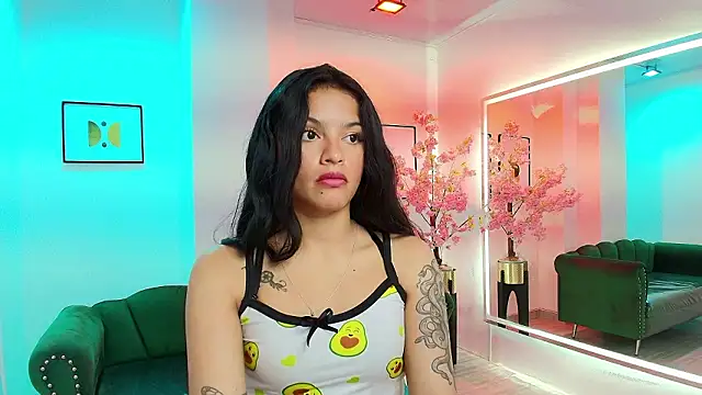 Maddie_T18's cam snapshot