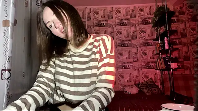 JuliaCurletteye's cam snapshot