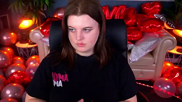 KristiFoxy's cam snapshot