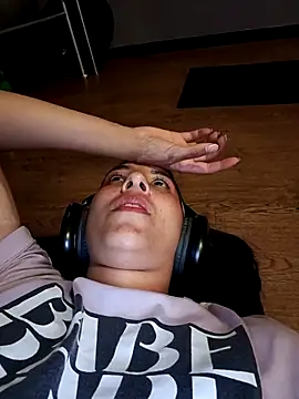 Bonny_Klote's cam snapshot