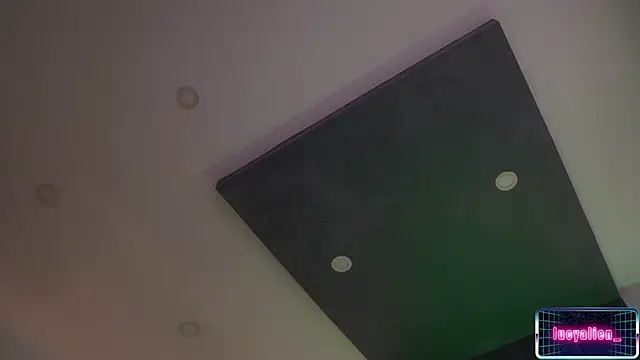 LucyAllenX's cam snapshot