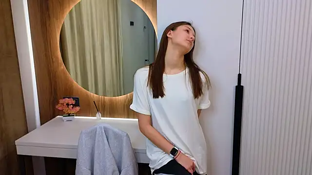 MairaKempa's cam snapshot