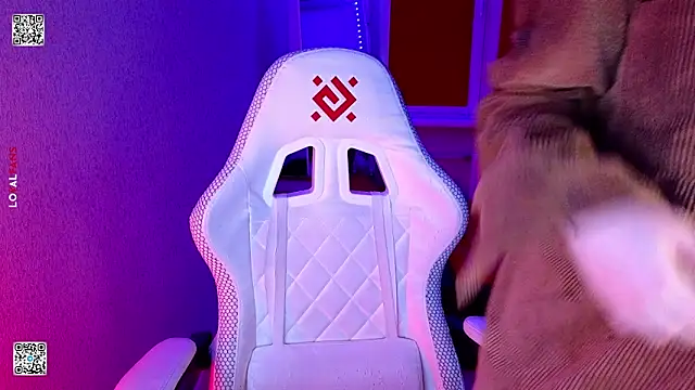 mon_lola's cam snapshot