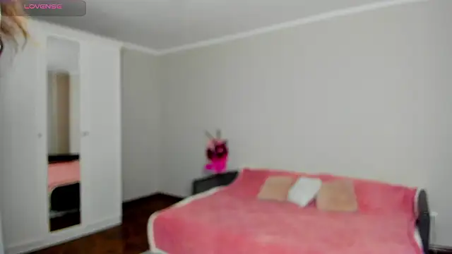 -Sacura-'s cam snapshot