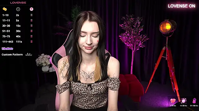 Trix_Void's cam snapshot