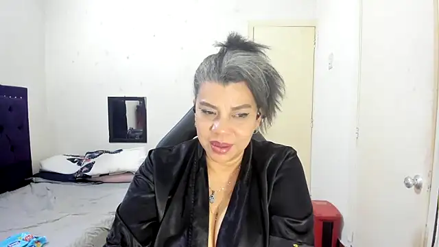 vikyadams's cam snapshot