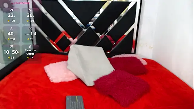 Revelgirl19's cam snapshot