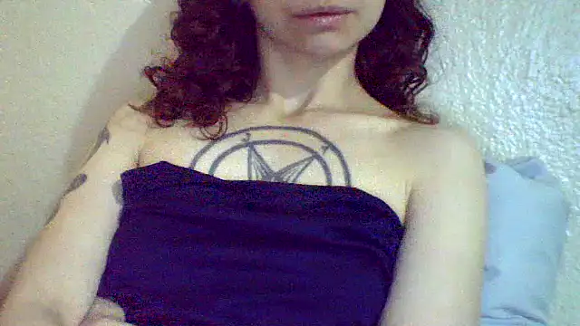 CELEna098rs707's cam snapshot