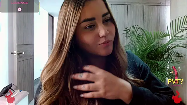 Lucia_star__'s cam snapshot