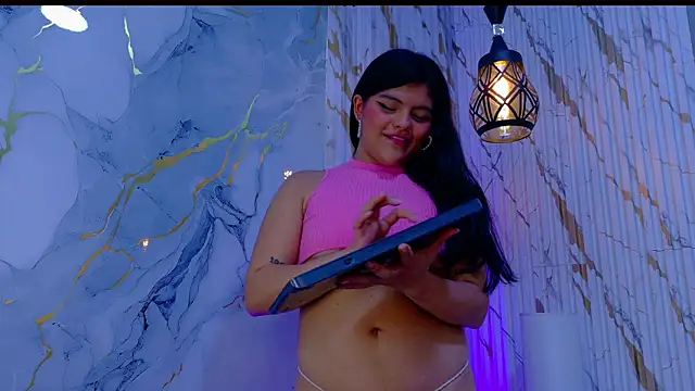 NIKIBUNNY's cam snapshot