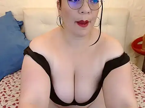 Angiee_BBW's cam snapshot