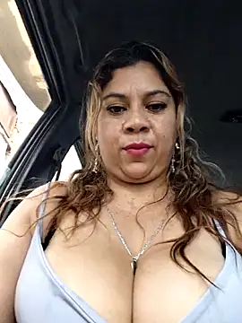 Laura-Hernandez's cam snapshot