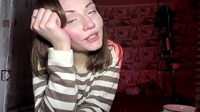 JuliaCurletteye's cam snapshot