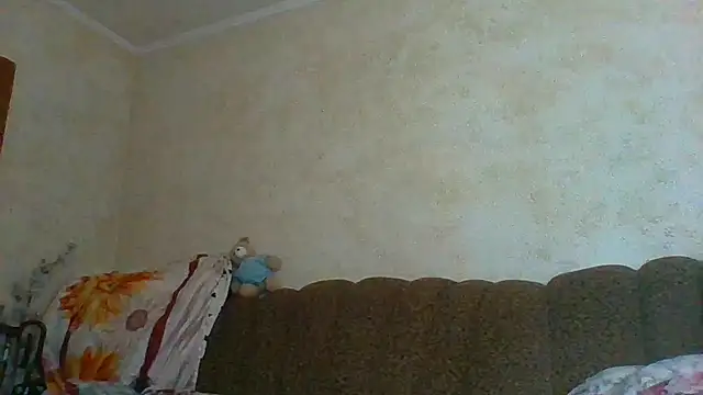 MilaSky5303's cam snapshot