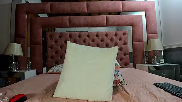 briana_wonder69xxx live sex cam