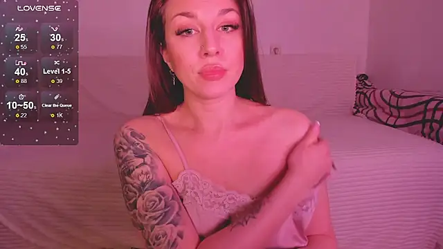 Lil_Foxy9's cam snapshot