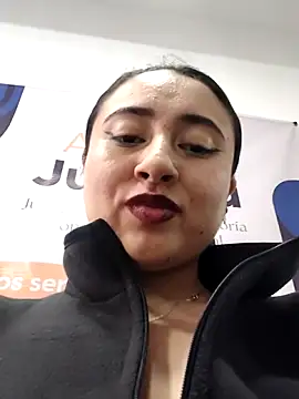 _Sarah-Office1's cam snapshot