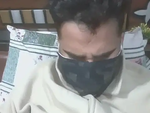 MrCurioX's cam snapshot