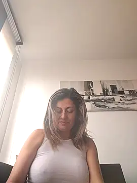 Latiinvenushot live sex cam