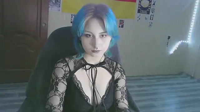 LeisaHopperstad's cam snapshot