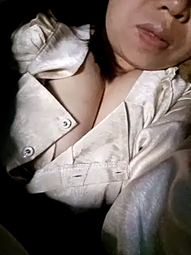 julybe's cam snapshot