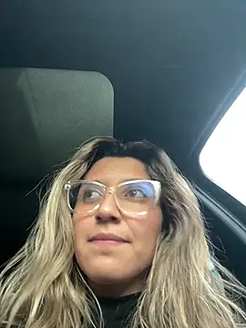 Isabella_Varella's cam snapshot